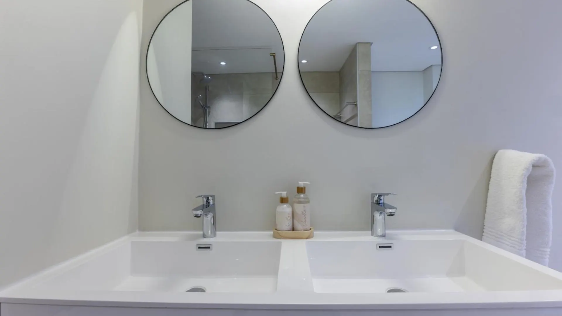 The Centurion 606 Apartment Cape Town South Africa